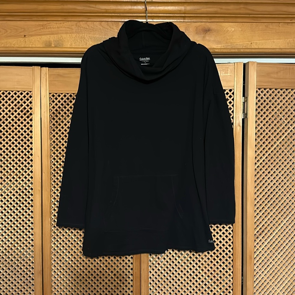 Women’s Calvin Klein Performance Cowl Neck Top in BLACK.  1X.    (542)